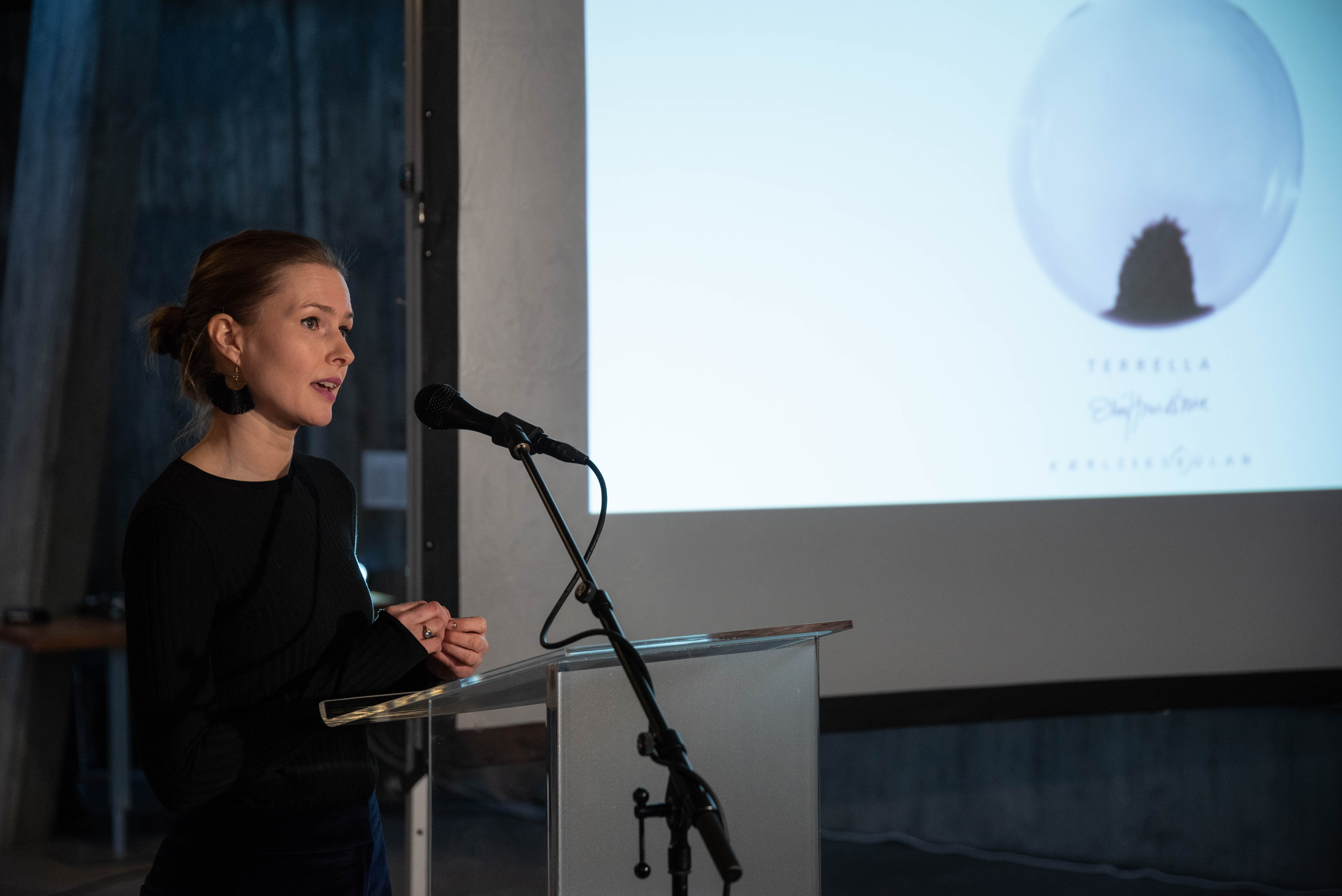 Elín Hansdóttir listamaður Kærleikskúlunnar 2018