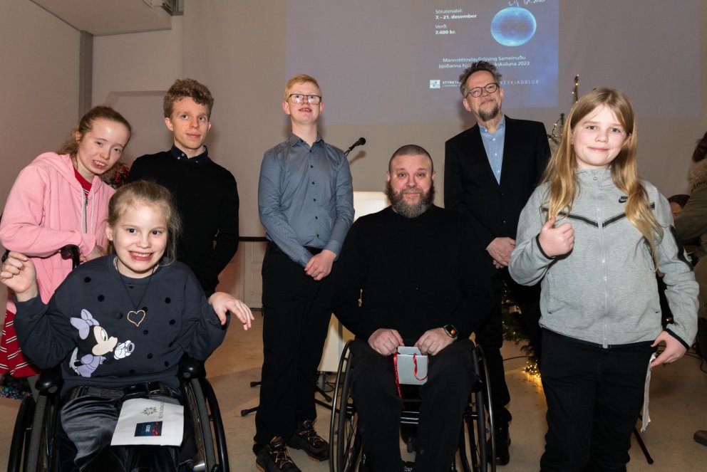 Heimur eftir Guðjón Ketilsson er Kærleikskúla ársins & Haraldur Þorleifsson hlaut Kærleikskúluna ári…