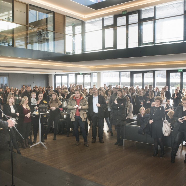 Starfsmenn Arion banka styrkja Reykjadal