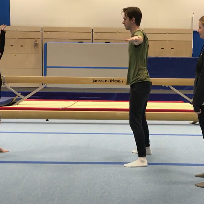 Skjáskot úr myndbandi Íþróttahóps